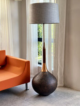 Load image into Gallery viewer, Retro Floor Lamp