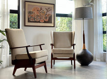 Load image into Gallery viewer, Vintage Rocking Chair