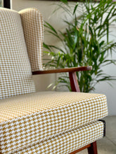 Load image into Gallery viewer, Semi Wingback Armchair