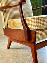 Load image into Gallery viewer, Vintage Rocking Chair