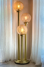 Load image into Gallery viewer, Retro Three Ball Floor Lamp