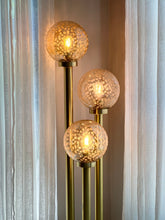 Load image into Gallery viewer, Retro Three Ball Floor Lamp