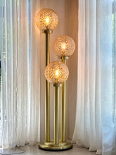 Load image into Gallery viewer, Retro Three Ball Floor Lamp