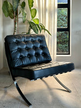 Load image into Gallery viewer, Vintage Barcelona Chair
