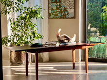 Load image into Gallery viewer, Mid-Century Extendable / Drop-Side Coffee Table