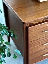 Load image into Gallery viewer, Vintage Desk