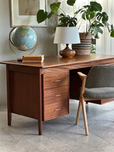 Load image into Gallery viewer, Vintage Desk