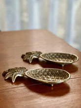 Load image into Gallery viewer, Shallow Pineapple Dish