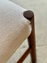 Load image into Gallery viewer, Artecasa Extendable Dining Table & 8 Chairs