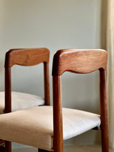 Load image into Gallery viewer, Artecasa Extendable Dining Table & 8 Chairs