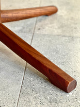 Load image into Gallery viewer, Artecasa Extendable Dining Table & 8 Chairs