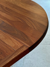 Load image into Gallery viewer, Artecasa Extendable Dining Table & 8 Chairs