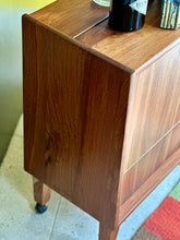 Load image into Gallery viewer, Retro Drinks Cabinet - Flip Open