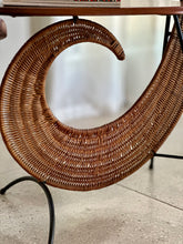 Load image into Gallery viewer, Curved Retro Standing Lamp with Side-Table