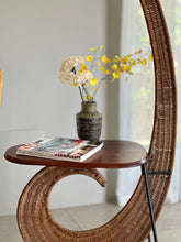 Load image into Gallery viewer, Curved Retro Standing Lamp with Side-Table