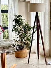 Load image into Gallery viewer, Vintage Tripod Floor Lamp