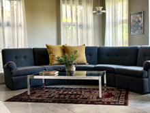 Load image into Gallery viewer, Vintage, Curved, Five Piece Modular Couch