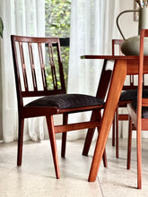 Load image into Gallery viewer, Dining Set - Sapele Mahogany