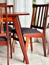 Load image into Gallery viewer, Dining Set - Sapele Mahogany