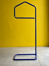 Load image into Gallery viewer, Minimalist Metal Dumb Valet