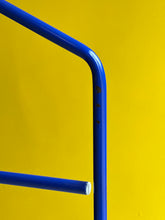 Load image into Gallery viewer, Minimalist Metal Dumb Valet