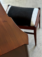 Load image into Gallery viewer, Frystark Dressing Table with Stool