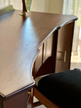 Load image into Gallery viewer, Frystark Dressing Table with Stool