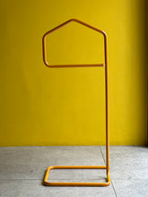 Load image into Gallery viewer, Minimalist Metal Dumb Valet