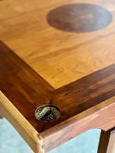 Load image into Gallery viewer, Novus Vintage Table Game