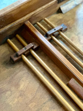 Load image into Gallery viewer, Novus Vintage Table Game