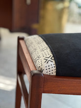 Load image into Gallery viewer, Frystark Dressing Table with Stool