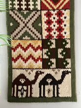 Load image into Gallery viewer, Retro Wool Hanging Art