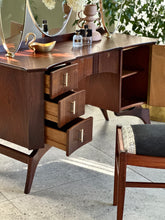 Load image into Gallery viewer, Frystark Dressing Table with Stool