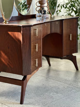 Load image into Gallery viewer, Frystark Dressing Table with Stool