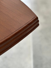 Load image into Gallery viewer, DS Vorster & Co, Extendable Dining Table