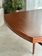 Load image into Gallery viewer, DS Vorster & Co, Extendable Dining Table