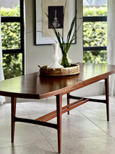 Load image into Gallery viewer, DS Vorster & Co, Extendable Dining Table