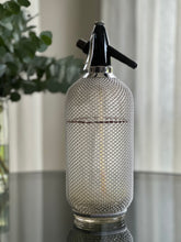 Load image into Gallery viewer, Meshed Soda Syphon