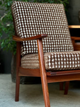 Load image into Gallery viewer, Mid-Century Occasional Armchair