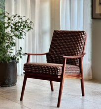 Load image into Gallery viewer, Mid-Century Occasional Armchair