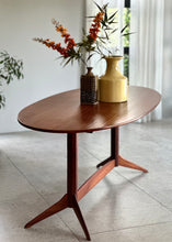 Load image into Gallery viewer, Mid-Century Dining Set - Oval & 6 Chairs