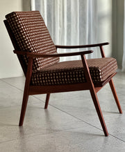 Load image into Gallery viewer, Mid-Century Occasional Armchair