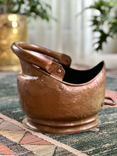 Load image into Gallery viewer, Vintage Copper Scuttle / Planter
