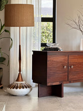 Load image into Gallery viewer, Retro Resin Base Floor Lamp