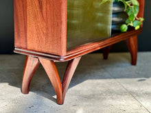 Load image into Gallery viewer, Mid-Century Display Cabinet With Wishbone Legs