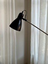Load image into Gallery viewer, Retro Adjustable Black Lamp