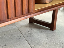 Load image into Gallery viewer, Mid-Century Sideboard