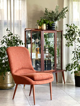 Load image into Gallery viewer, Retro Occasional Chair