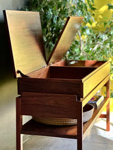 Load image into Gallery viewer, Innovative Lift-Top Server Table