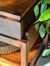 Load image into Gallery viewer, Innovative Lift-Top Server Table